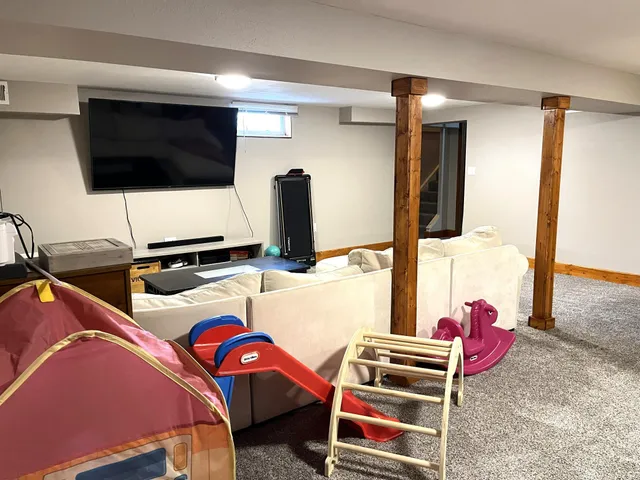 $219,900 | 3702 West Amber Lake Drive, Fairmont, MN 56031