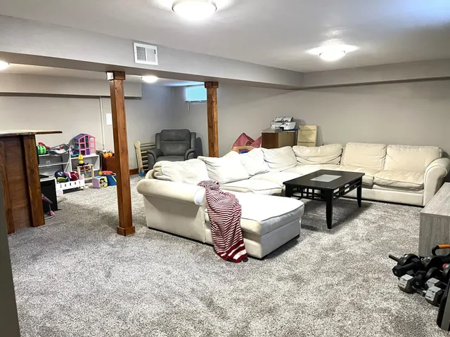 $219,900 | 3702 West Amber Lake Drive, Fairmont, MN 56031