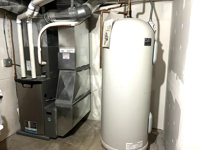 $219,900 | 3702 West Amber Lake Drive, Fairmont, MN 56031