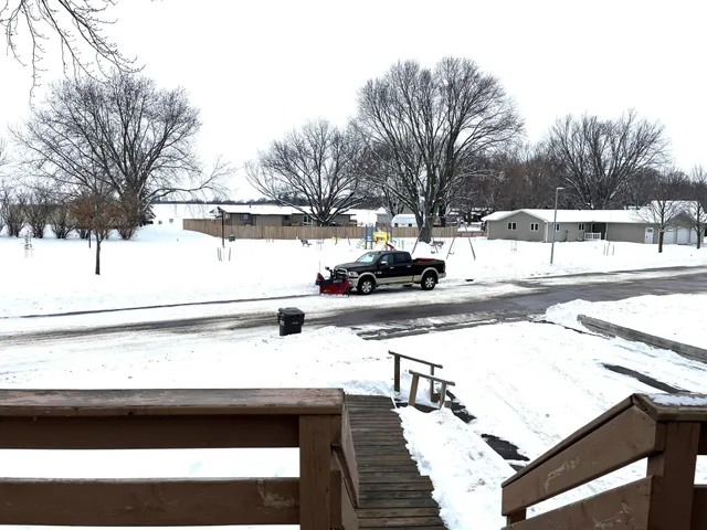 $219,900 | 3702 West Amber Lake Drive, Fairmont, MN 56031