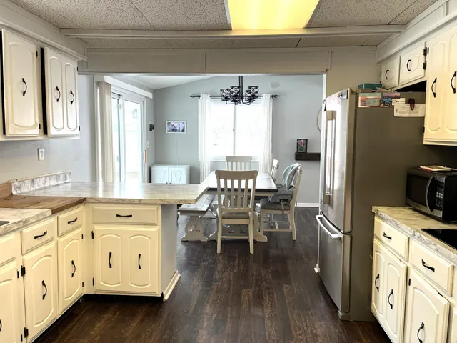 $219,900 | 3702 West Amber Lake Drive, Fairmont, MN 56031