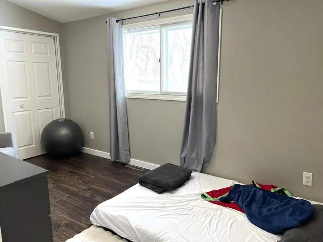 $219,900 | 3702 West Amber Lake Drive, Fairmont, MN 56031