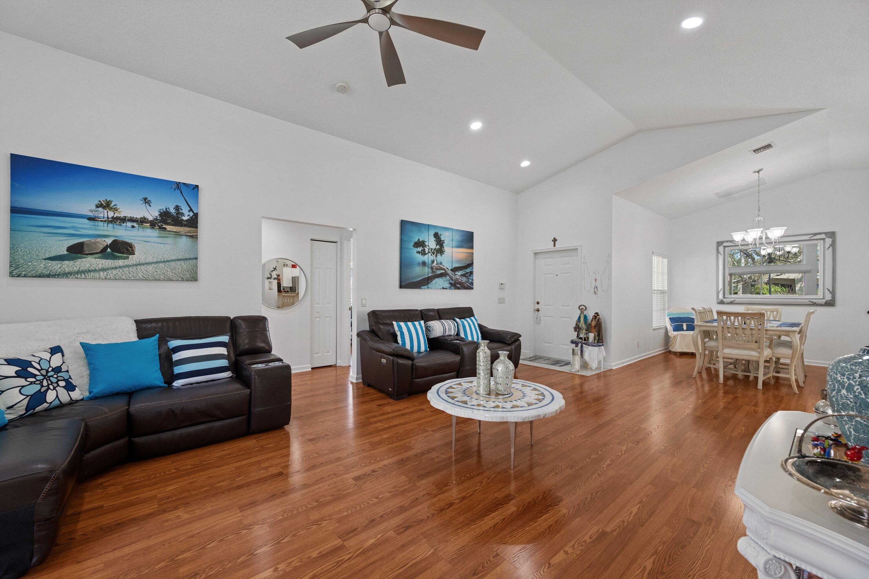 2553 Southwest Regency Road Stuart, FL 34997 - Photo 11 of 27 DSC_6637