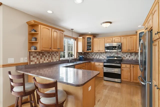 $649,900 | 42 Schneider Road, Somers, CT 06071