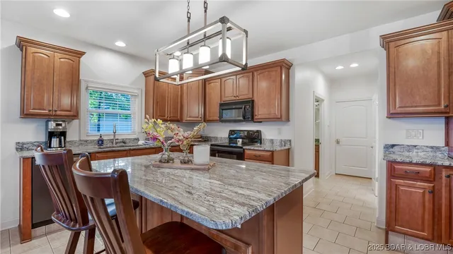 $569,000 | 38 Bello Point Lane, Sunrise Beach, MO 65079