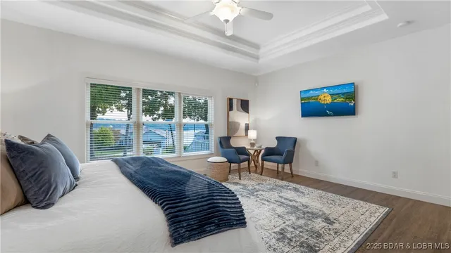 $569,000 | 38 Bello Point Lane, Sunrise Beach, MO 65079