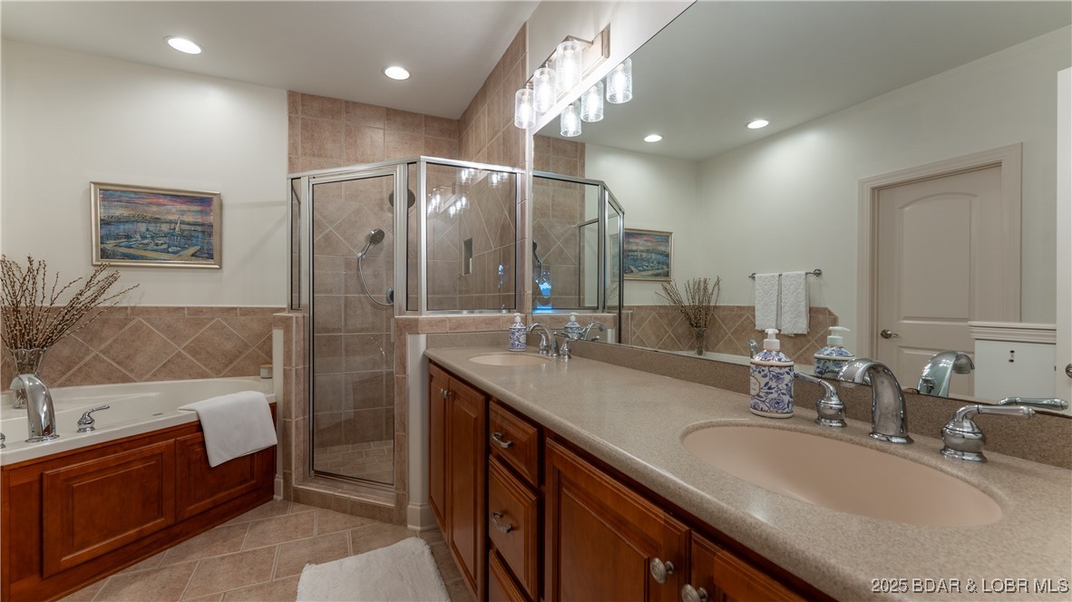 38 Bello Point Lane Sunrise Beach, MO 65079 - Photo 16 of 42