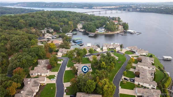 $549,000 | 38 Bello Point Lane, Sunrise Beach, MO 65079