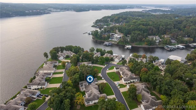 $569,000 | 38 Bello Point Lane, Sunrise Beach, MO 65079