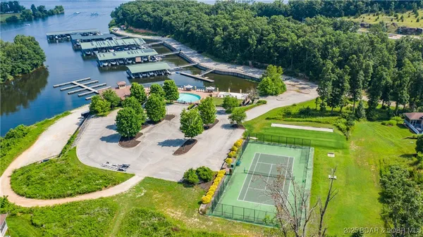 $549,000 | 38 Bello Point Lane, Sunrise Beach, MO 65079