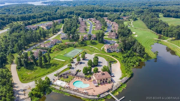 $549,000 | 38 Bello Point Lane, Sunrise Beach, MO 65079