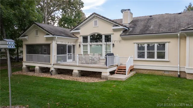 $569,000 | 38 Bello Point Lane, Sunrise Beach, MO 65079