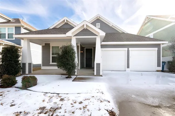 a view of a house with a outdoor space