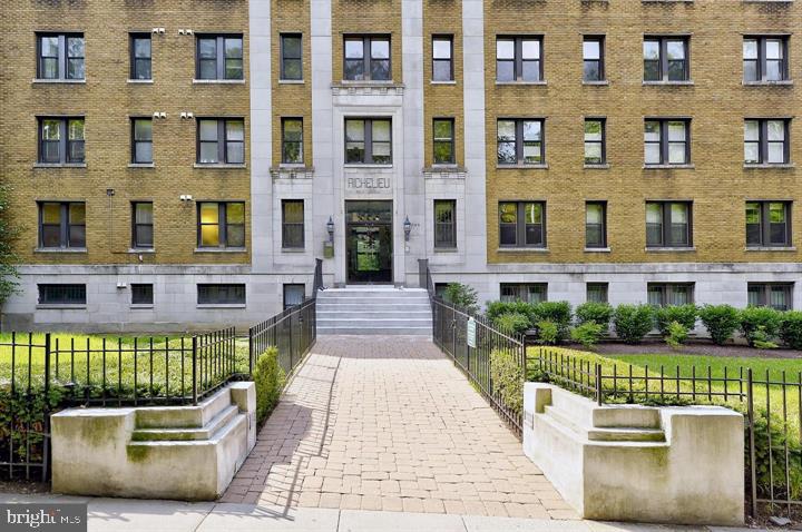 1750 Harvard Street Northwest, Unit 3A Washington, DC 20009 - Photo 16 of 17