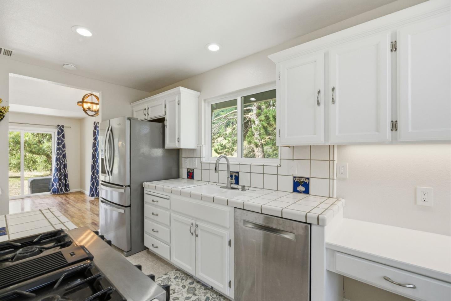 1584 Rocks Road San Juan Bautista, CA 95045 - Photo 19 of 69