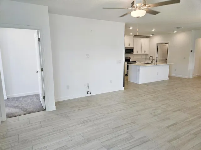 $2,175 | 10980 Gable Dig Loop, San Antonio, FL 33576