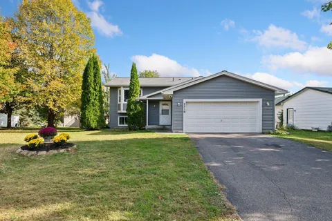 $395,000 | 2316 Van Sloun Road, Chaska, MN 55318