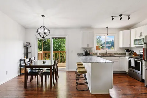 $395,000 | 2316 Van Sloun Road, Chaska, MN 55318