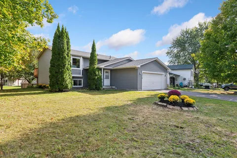 $395,000 | 2316 Van Sloun Road, Chaska, MN 55318