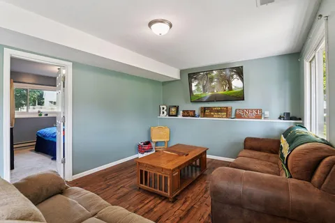 $395,000 | 2316 Van Sloun Road, Chaska, MN 55318