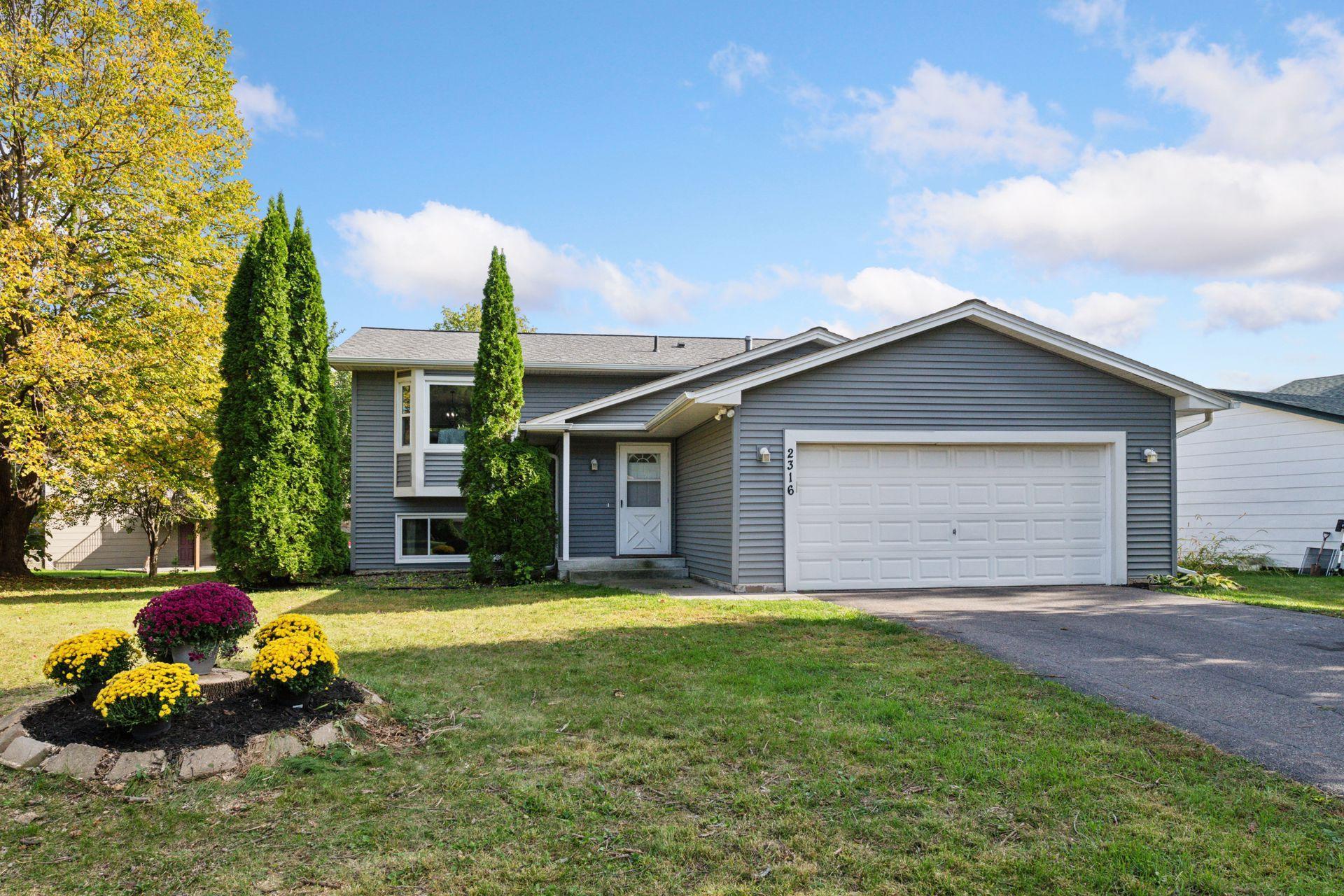 2316 Van Sloun Road Chaska, MN 55318 - Photo 3 of 52