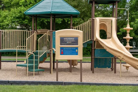 $395,000 | 2316 Van Sloun Road, Chaska, MN 55318