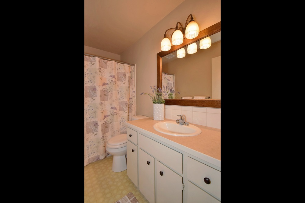 301 North Raymond Road, Unit 301A Spokane Valley, WA 99206 - Photo 13 of 16 Gallery Image 13