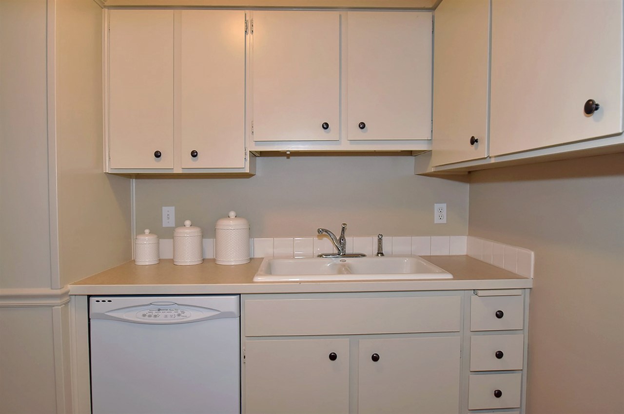 301 North Raymond Road, Unit 301A Spokane Valley, WA 99206 - Photo 9 of 16 Gallery Image 9