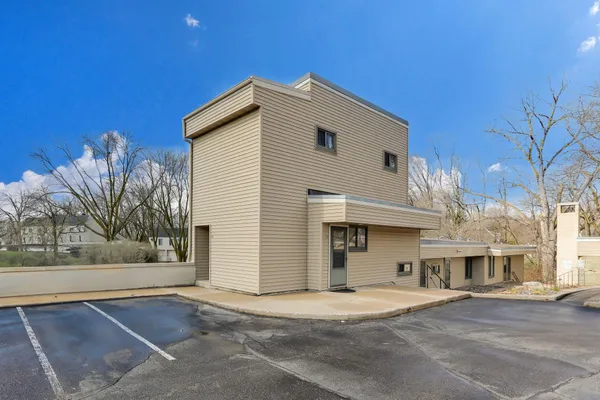 $122,500 | 110212 Village Road, Chaska, MN 55318