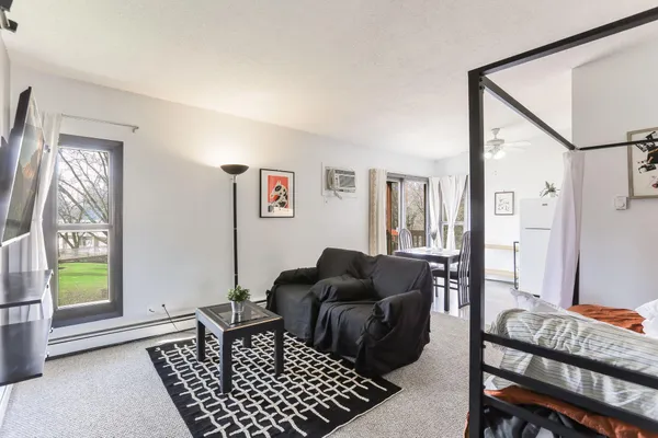 $122,500 | 110212 Village Road, Chaska, MN 55318