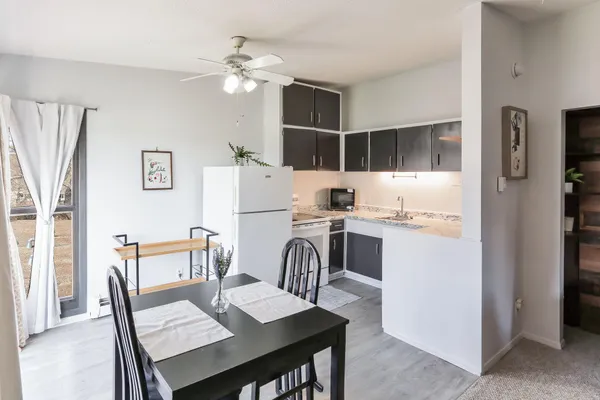 $122,500 | 110212 Village Road, Chaska, MN 55318