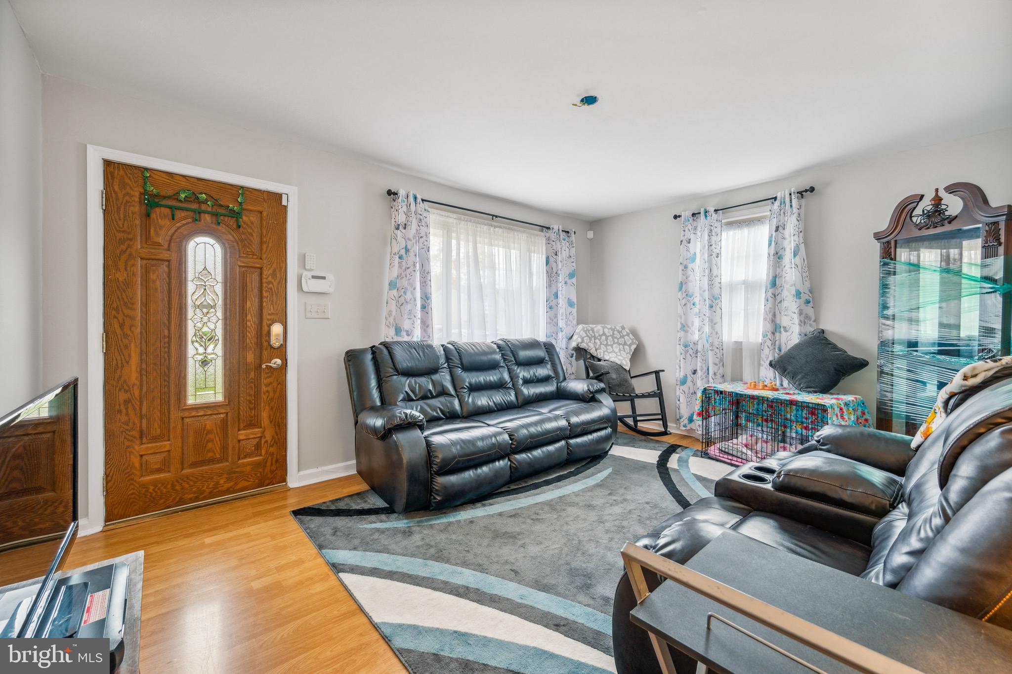 640 6th Avenue Lindenwold, NJ 08021 - Photo 2 of 20