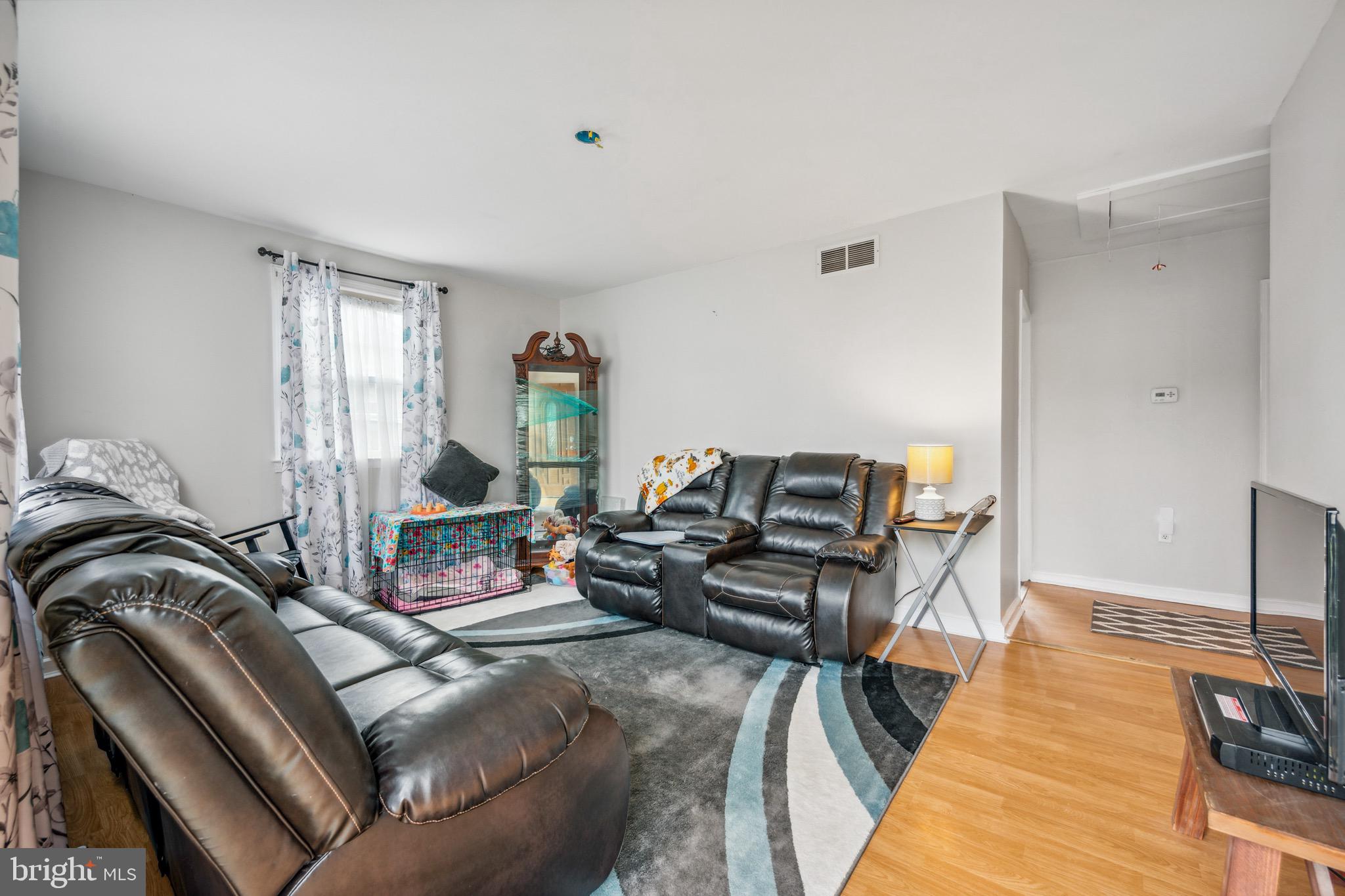 640 6th Avenue Lindenwold, NJ 08021 - Photo 4 of 20