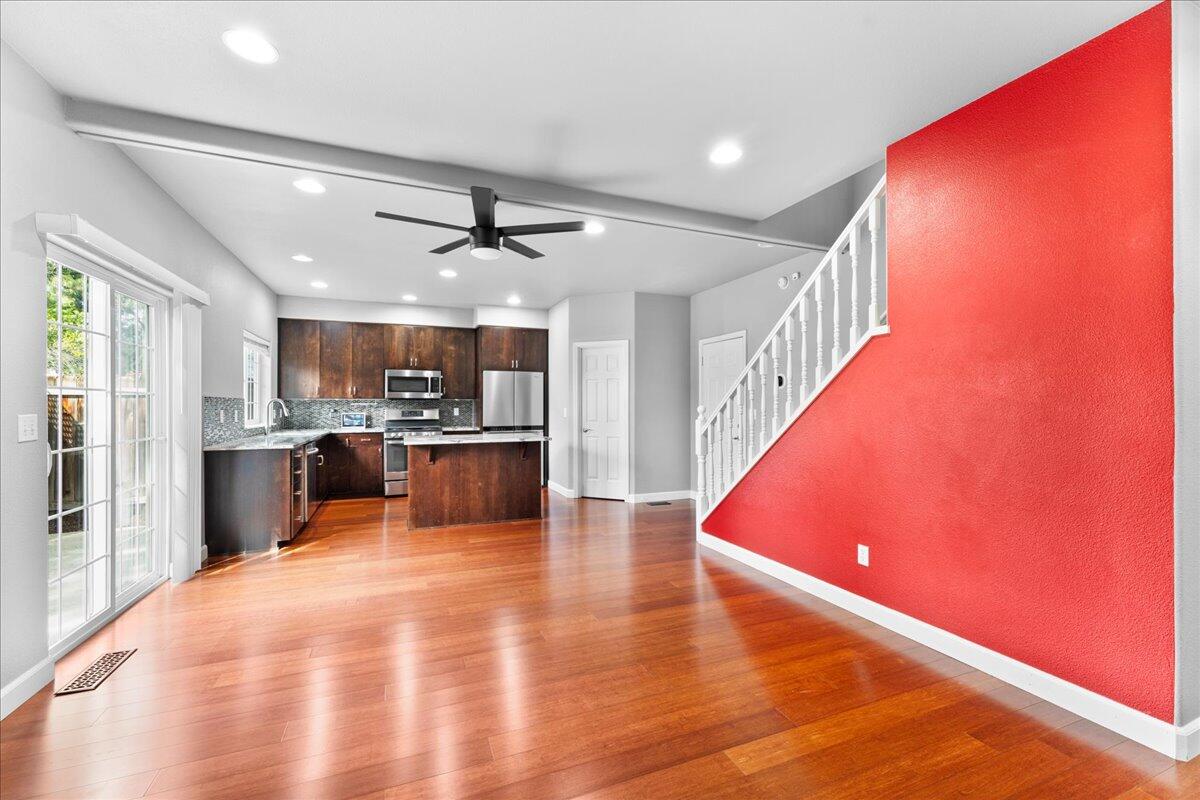 647 Shadow Way Central Point, OR 97502 - Photo 8 of 28 8