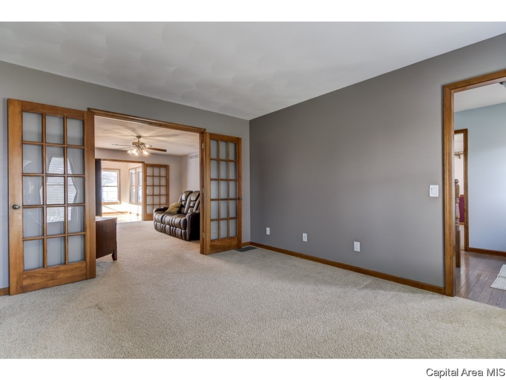 57 Taft Drive Rochester, IL 62563 - Photo 8 of 36