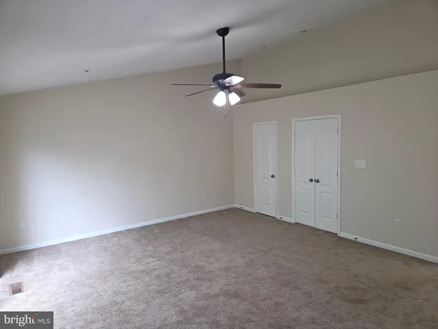 a view of a dry yard