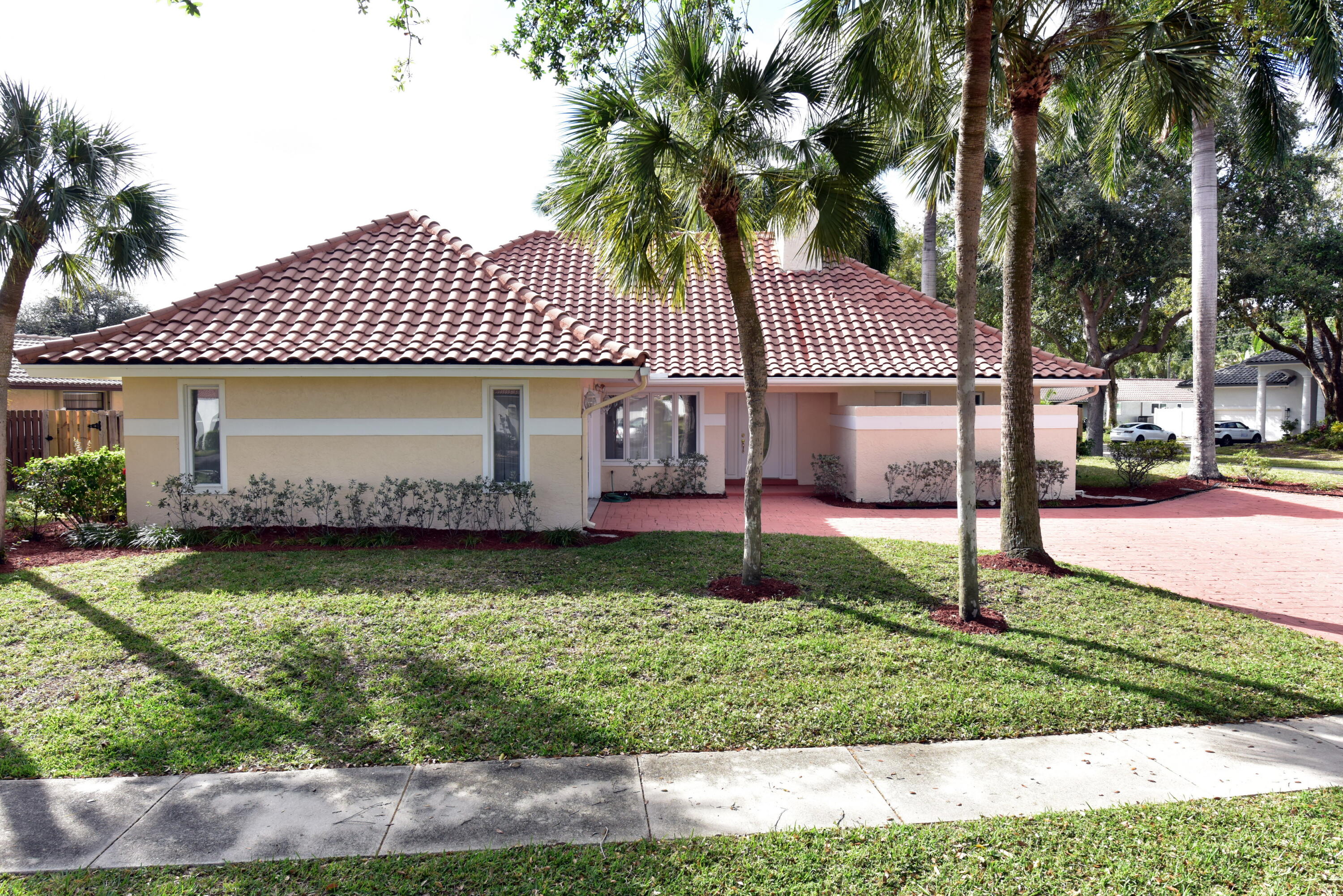 6813 Viento Way Boca Raton, FL 33433 - Photo 19 of 19 Front