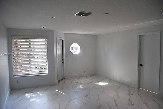 $430,000 | 9763 Northwest 37th Street, Sunrise, FL 33351