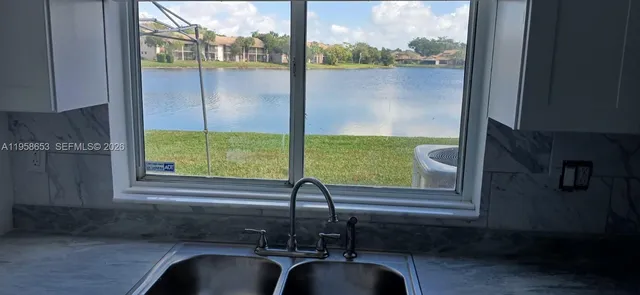 $430,000 | 9763 Northwest 37th Street, Sunrise, FL 33351