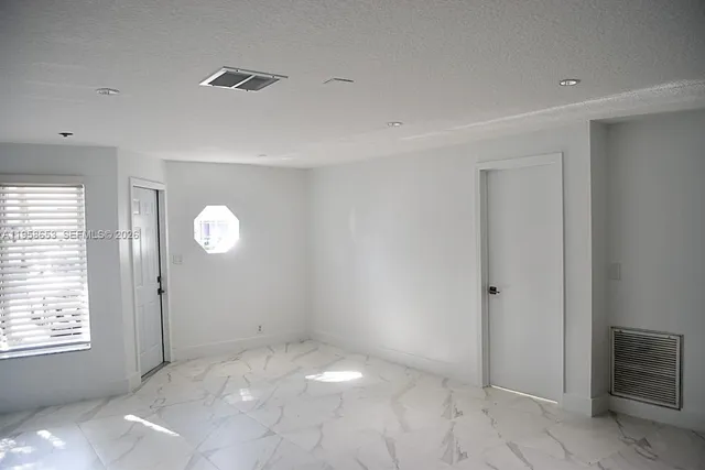 $430,000 | 9763 Northwest 37th Street, Sunrise, FL 33351