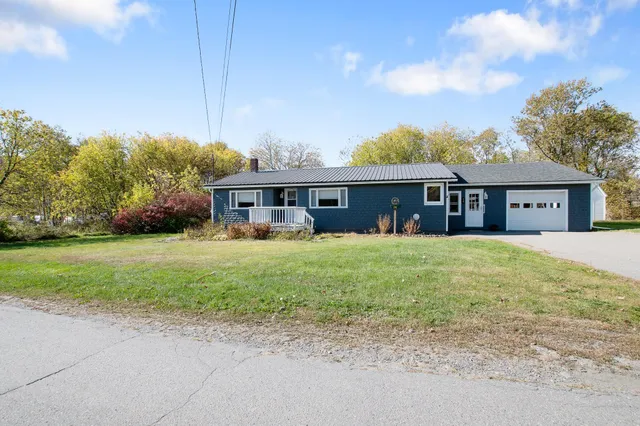 $247,000 | 16 Park Street, Stewartstown, NH 03597