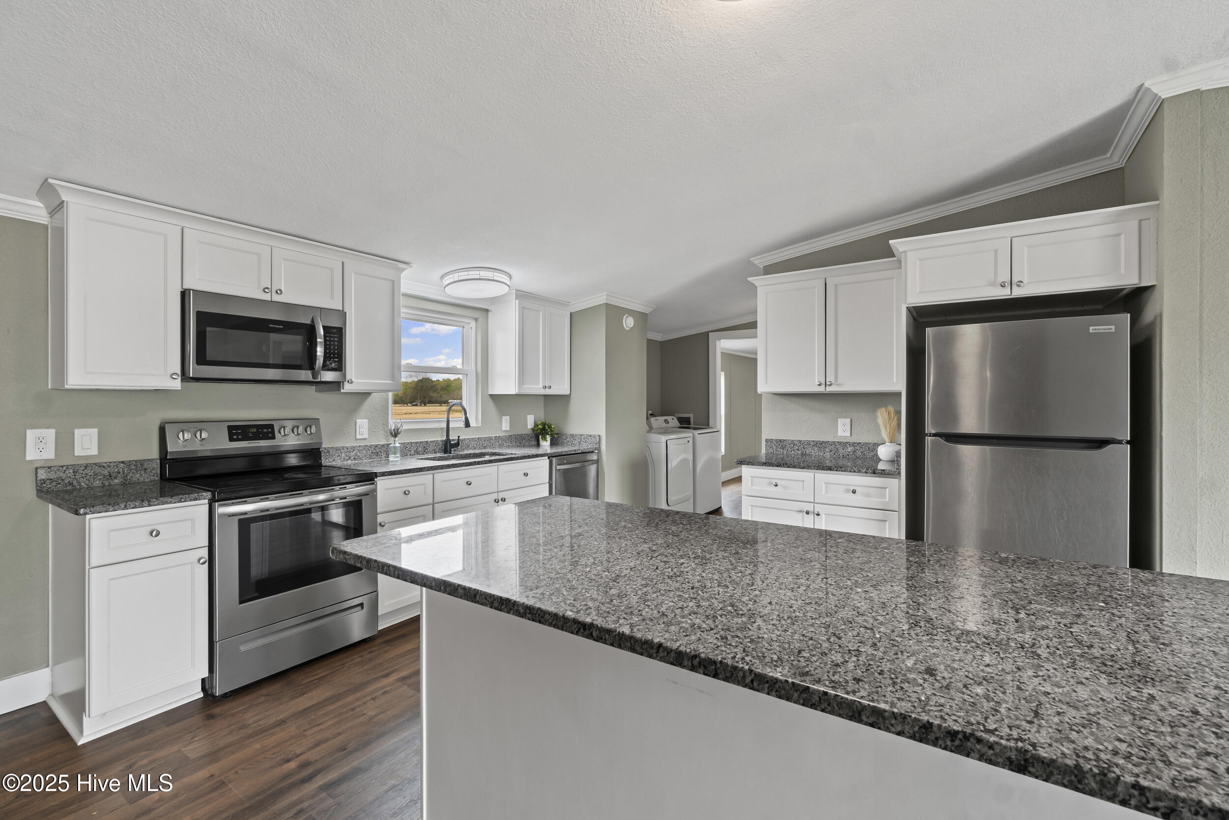 431 Ivy Neck Road Camden, NC 27921 - Photo 9 of 35 Kitchen with Stainless appliances.