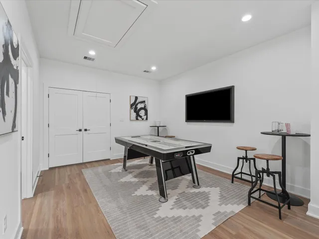 $409,990 | 2588 West Tidwell Road, Houston, TX 77091