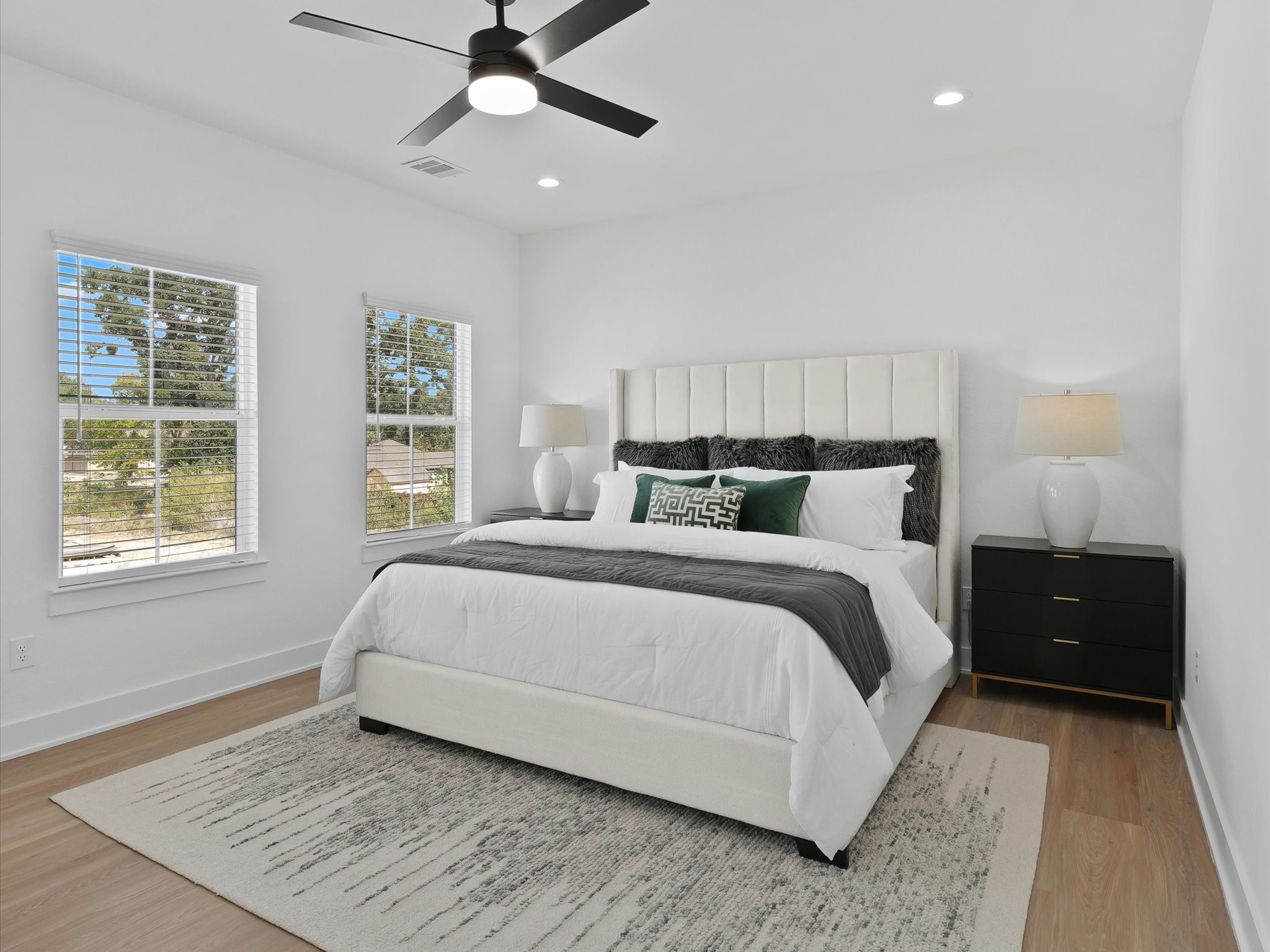 2588 West Tidwell Road Houston, TX 77091 - Photo 15 of 24