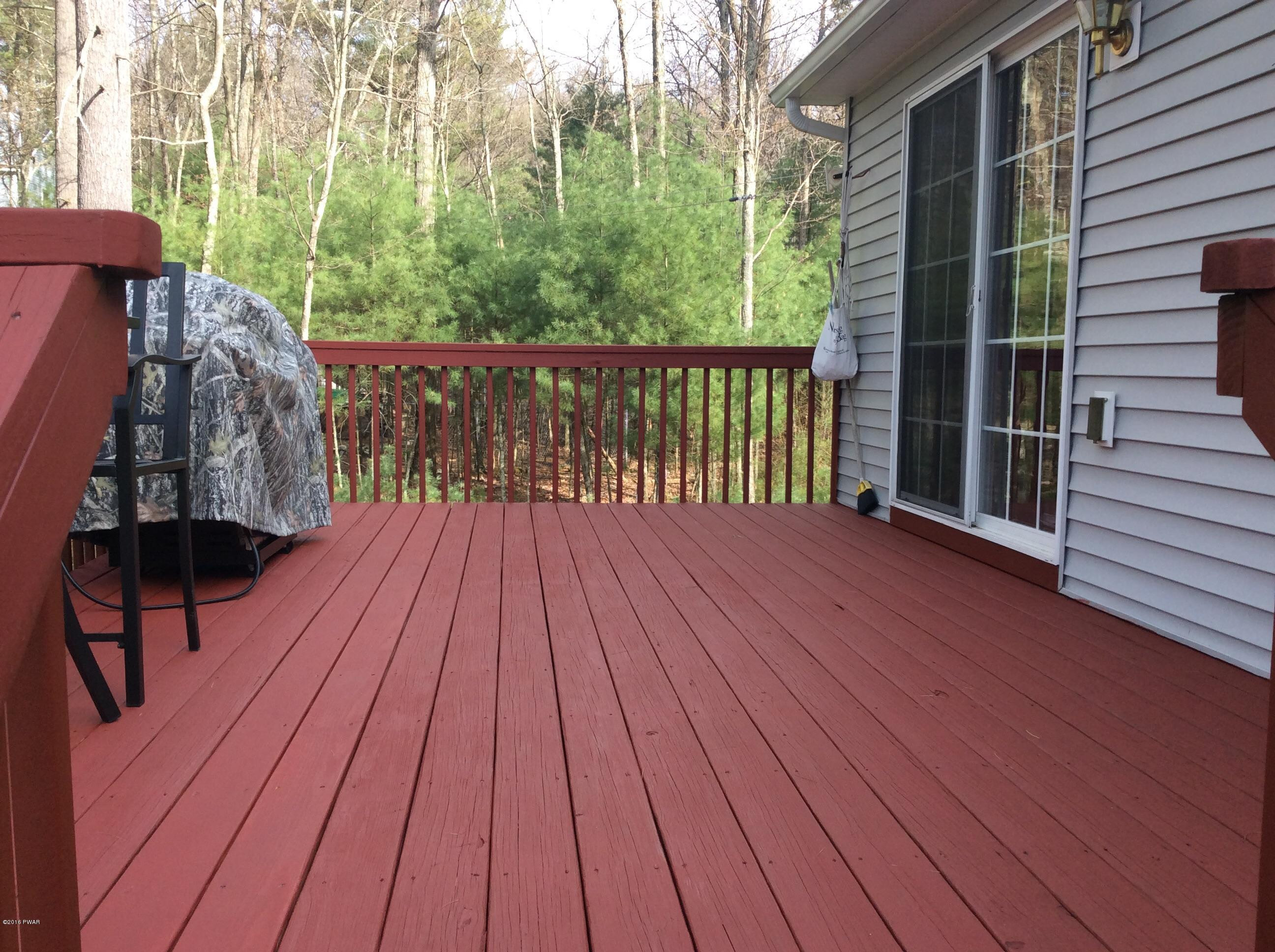 101 Lake Road Shohola, PA 18458 - Photo 18 of 89 image