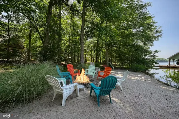 $1,300,000 | 68 Emma Jane Lane, Bumpass, VA 23024