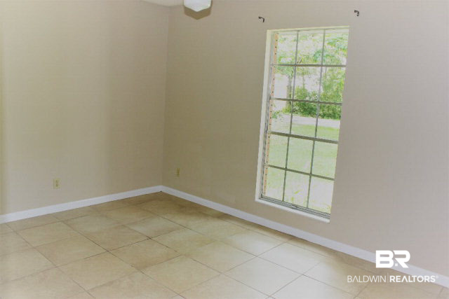 18832 Florida Street Robertsdale, AL 36567 - Photo 12 of 20