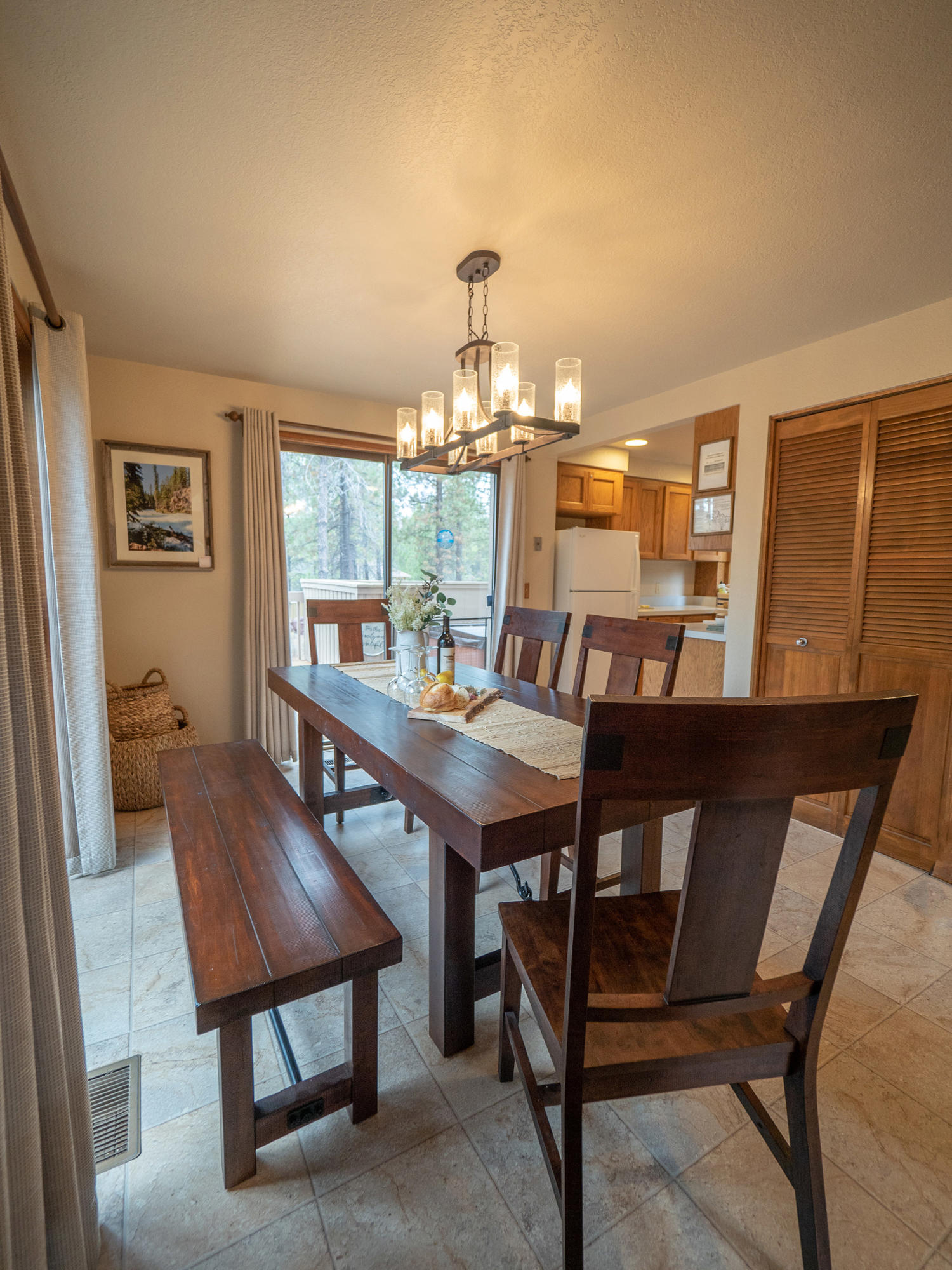 17920 Rhododendron Lane Sunriver, OR 97707 - Photo 8 of 24 P1010014