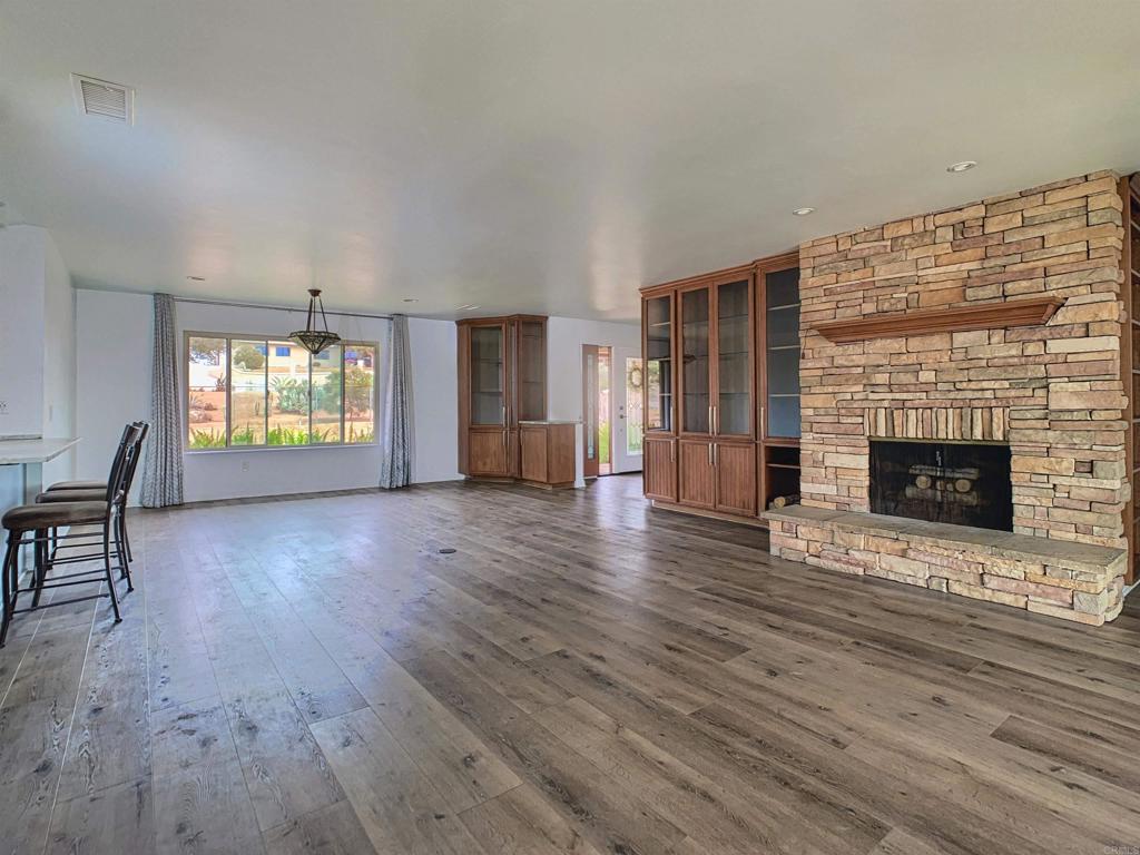 308 La Cresta Heights Road El Cajon, CA 92021 - Photo 5 of 28 Gallery Image 5