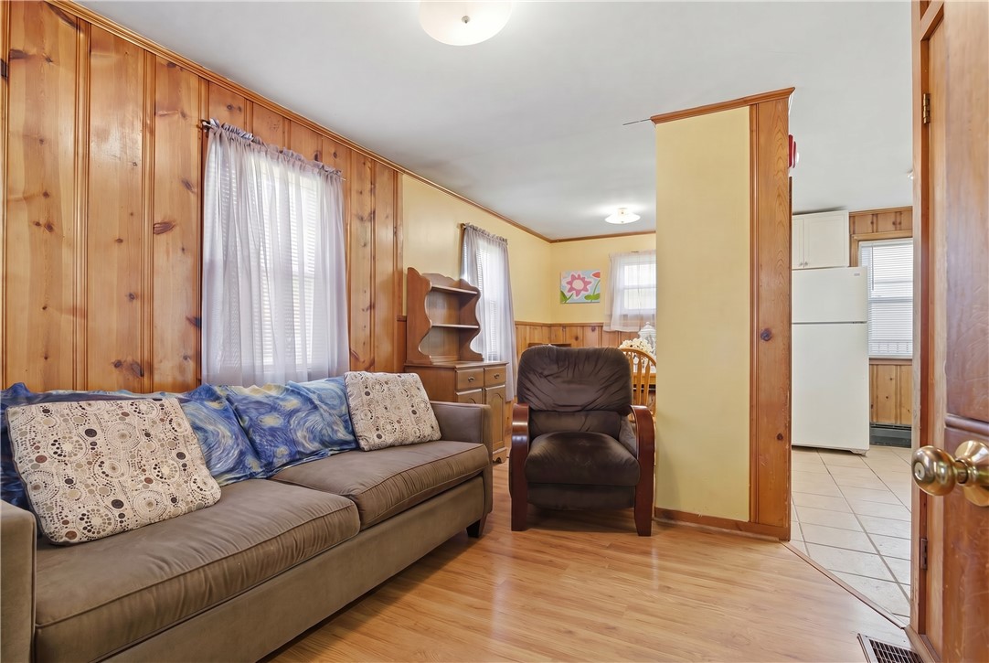 351 Maple Street Warwick, RI 02888 - Photo 16 of 29